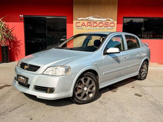 CHEVROLET ASTRA 2.0 MPFI ADVANTAGE 8V FLEX 4P MANUAL CHEVROLET ASTRA 2.0 MPFI ADVANTAGE 8V FLEX 4P MANUAL